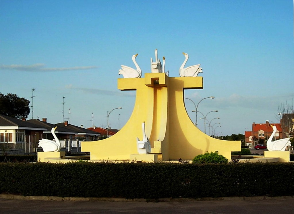 Fuente entrada de la Urbanización Los Cisnes